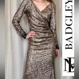 NWOT Badgley Mischka Gold Sequin V-neck Longsleeve Drape Waist Maxi Gown Sz 12